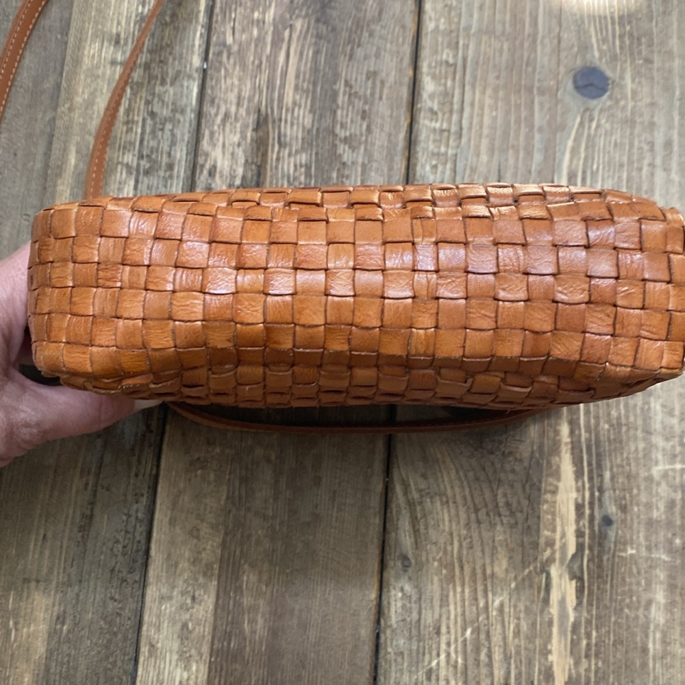 Clare V Tan Woven Leather Crossbody Bag - Picture 3 of 6